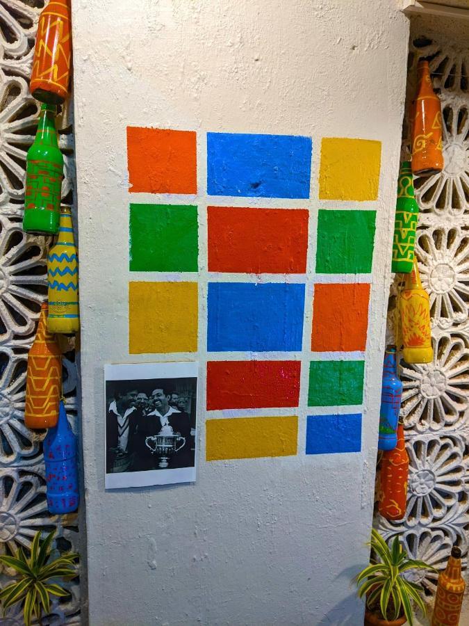 Awaara Backpackers Hostel, アリバグ エクステリア 写真