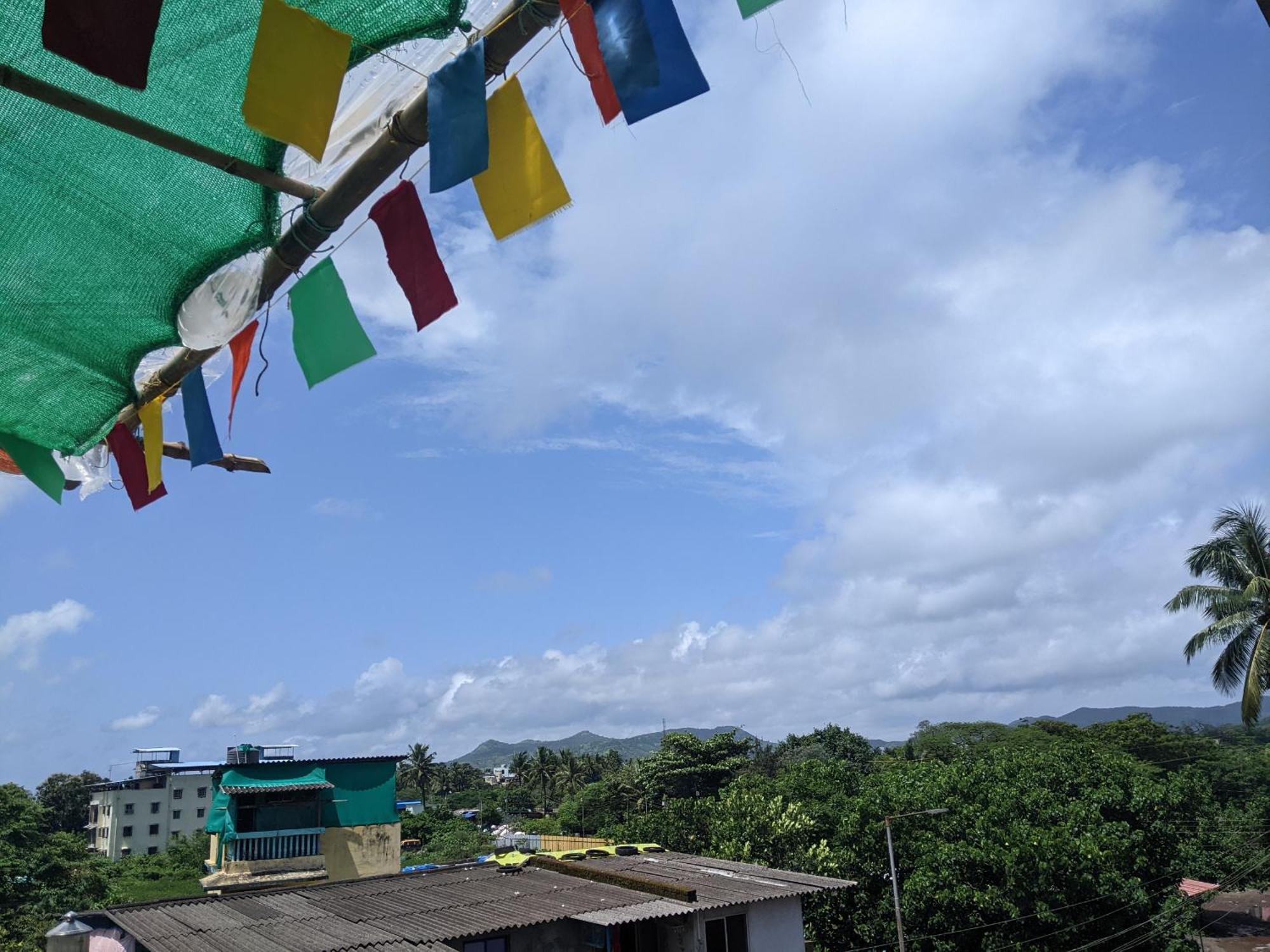 Awaara Backpackers Hostel, アリバグ エクステリア 写真